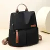 Mochila Casual y de Moda, Gran Capacidad, Viajes de Corta Distancia, Bloques de Color, Mochila de Estilo Nuevo, Nailon, Textura Simple, Bolsa de Viaje para Mujer