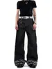 Jeans retro americanos de pierna ancha con remaches para hombre con remaches metálicos en los bolsillos traseros, dobladillo enrollado, diseño estampado, corte holgado, pierna recta, pantalones de largo hasta el suelo