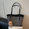 Bolsa Simples e Versátil para Mulheres, Grande Capacidade, Nova Bolsa de Ombro Casual da Moda para o Verão, Bolsa Tote de Alta Qualidade para o Dia a Dia