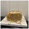 Bolsa de mão com toque de luxo feminina 2026 nova coleção primavera bolsa de ombro para o dia a dia bolsa de axila design de nicho simples e moderno bolsa de ombro único transversal