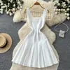 Vestido de Tricô sem Mangas Estilo Francês Levemente Luxuoso com Corte em A para Mulheres, Versão Coreana de Verão, Cintura Alta, Emagrecedor, Elegante, Adequado para o Trabalho