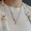 Nuevo Collar Dorado Arena Estilo Chino con Ágata Roja Natural, Cadena para Clavícula Cadena de Suéter de Lujo Ligero Gama Alta, Moda de Nicho Temperamento