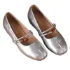 2026 Nuevos Zapatos Individuales Retro de Piel Suave para Mujer Primavera y Otoño Mary Janes con Tira Única de Perlas Suela Plana Zapatos Cómodos Versátiles