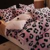 Conjunto de Quatro Peças de Cama de Veludo Leite Quente e Espesso de Inverno 2025 Novo Conjunto de Três Peças de Lençóis e Capa de Edredom de Veludo Coral