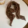 Lenço de seda marrom com estampa de bolinhas, acessório versátil de alta qualidade para mulheres, novo modelo outono 2026, scrunchie longo para cabelo