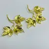 Accesorios DIY Hojas de Cobre Fundido Colgante de Hoja de Arce de Tres Hojas Adorno Ropa Pendientes Broche Pasador Diadema