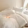 Nuevo Hotel de Lujo Mismo Estilo Sarja Algodón Amigable con la Piel Juego de Cuatro Piezas Posada Folclórica Funda Nórdica Engrosada Sábana Plana Sábana Ajustable Venta al por Mayor