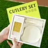 Juego de cuchillo y tenedor para pastel de cumpleaños, caja de embalaje para vajilla, cuchillo y tenedor desechables, plato, vela, caja de vajilla para pastel, con un toque de alta gama