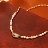 Colar de Pérolas Naturais de Água Doce, Pedra Olho de Tigre, Madrepérola, Luxo Leve, Moderno, High-End, Estilo Fada Romântico Corrente de Suéter com Contas