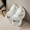 Zapatillas de malla para niñas, zapatillas tipo dad de malla transpirable para verano, zapatillas blancas para niños con velcro, suela suave y antideslizante