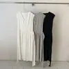 Design de Botões com Decote V Estilo Coreano! Mangas Pequenas Bufantes com Renda Costurada, Novo Estilo Verão 2026, Design Assimétrico, Efeito Emagrecedor