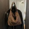 Nueva Bolsa de Hombro Transfronteriza para Otoño e Invierno, Estampado de Leopardo, Bolso Tote Simple y de Alta Gama, Bolsa de Gran Capacidad para Mujeres