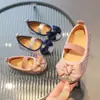 Sapatilhas Baixas de Lantejoulas para Meninas Primavera e Outono, Sapatos de Princesa Respiráveis com Laço para Meninas Pequenas, Mocassins Macios para Estudantes
