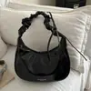 Bolso de Pu tipo Dumpling de Gama Alta para Mujer 2025 Nuevo Retro Versátil Bolso de Hombro Moderno Bolso Cruzado para Viajes y Uso Diario Bolso de Axila