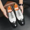 Zapatos Pequeños de Cuero con Cordones de Moda, Zapatos Brogue Bajos de Moda Nuevos para Cuatro Estaciones para Hombre, Zapatos de Cuero Casuales de Talla Grande Transfronterizos, Dropshipping