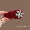 Grampo de Cabelo com Floco de Neve de Strass, Pelúcia Vermelha, Estilo Ano Novo, Atmosfera, para Mulheres - Outono/Inverno 2026
