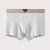 Nova Coleção Outono e Inverno Roupa Íntima Masculina Canelada, Boxer de Alta Qualidade 10A Antibacteriano, Shorts de Quatro Cantos Jovens da Moda