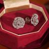 Pendientes geométricos de mariposa con circonitas superbrillantes y aguja plateada, de moda, exquisitos y ligeros, de lujo, elegantes, de alta gama, para mujer.