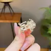 Grampo de Cabelo Flor de Cristal Flor de Cerejeira Exquisito de Alta Qualidade em Formato de Coração, Novo Grampo da Testa Moderno, Presilha Popular, Top Clip, Clip para Franja