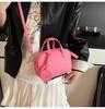 Bolsa quadrada pequena de mão simples de nicho, estilo coreano, primavera de 2025, bolsa de ombro de alta qualidade, casual, transversal, para celular