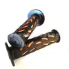 Acessórios de Modificação para Motocicleta Tampa do Guidão Antiderrapante Anti-Suor Tampa de Borracha Resistente ao Desgaste e Durável Tampa de Guidão de Plástico