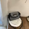 Bolso de Hombro Estilo Chanel de Moda con Lazo y Colores Contrastantes, Nuevo Modelo 2026, Elegante Bolso Cruzado con Acabado de Alta Gama, Bolso de Hombro de un Solo Hombro