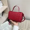 2026 Bolso Cuadrado Pequeño de Moda Estilo Coreano Retro, de Mano, Elegante Bolso Caja, Bolso de Hombro Cruzado Exquisito de Color Sólido