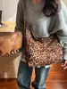 Bolso de mano para mujer estilo coreano, estampado de leopardo, moderno, nueva colección 2026, bolso bandolera retro de un solo hombro, popular para ir al trabajo, bolso tote de gran capacidad
