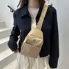 Bolsa de Hombro Cruzada Simple Versátil Otoño 2025 Bolsa de Cintura con Textura de Alta Calidad Venta al por Mayor Moda Tendencia Bolsa de Pecho Bolsa para Mujer