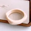 Pulseira Redonda Facetada de Acrílico Estilo Minimalista Europeu e Americano, Versátil e Elegante, Joia de Moda de Alta Qualidade para Mulheres