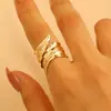 Tendência de Moda Personalizada Transfronteiriça Europeia e Americana Conjunto de Duas Peças Anel Pulseira Aberta Folha Dourada Brincos Colar para Mulheres