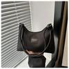 Bolso de Hombro/Axila de Gran Capacidad con Rayas Artísticas en Relieve, Estilo Fresco, Nuevo Verano 2025, Moderno para Viajes Diarios