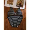 Sujetador sin espalda de cierre frontal estilo americano para mujer, conjunto de sujetador sexy de tirantes finos sin costuras de verano, nuevo copa triangular 2026