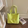 Bolsa de Lona com Bolinhas Estilo Coreano Feminina de Nicho Doce com Babados Bolsa de Ombro para o Trabalho Bolsa Tote de Grande Capacidade