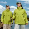 Chamarra Cortavientos con Capucha para Hombre Tongke, Cortavientos Exterior para Hombre de Otoño e Invierno, Chaqueta Deportiva Casual, Estilo Unisex
