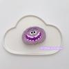 Lindo broche de monstruo de lana azul de dibujos animados verde de ojos grandes, accesorios colgantes para mochila escolar, muñeco de peluche morado de boca grande