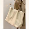 Bolsa de mano grande de capacidad nueva 2023 hecha en casa para mujer, bolsa de hombro versátil, bolso de cadena de alta gama, moda universitaria para mujer