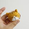 Desenhos animados bonito tecido à mão cabeça de gato pingente criativo lã de crochê animal chaveiro feito à mão ornamentos feitos à mão produto acabado