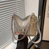 Bolsa Transversal de Ombro de Cor Sólida com Corrente, Bolsa de Axila da Moda 2025 Nova Primavera, Bolsa Feminina Floral Borboleta