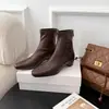 Nuevas botas de mujer estilo francés para otoño e invierno 2026, aumento de altura de 6 cm, puntera cuadrada clásica, versátiles, cremallera trasera, botines ajustados para mujer