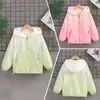 Roupas de Proteção Solar para Meninas, Jaqueta Respirável de Seda Gelada para o Verão, Novas Roupas de Proteção Solar de Verão 2026, Camisa de Ar Condicionado para Crianças de Tamanho Médio e Grande, Roupas Infantis