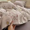 Juego de Cuatro Piezas de Gasa de Doble Capa 100% Algodón Clase A con Diseño de Botones Vintage, Tacto de Algodón y Lino, Funda de Edredón de Algodón Lavado Puro, Juego de Tres Piezas para Estudiantes