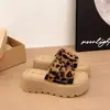 Arena de Playa Sensación de Pie en la Arena No Cansado Estilo Coreano Nuevo Estilo Slip-on de Una Tira Chanclas Sandalias Sueltas de Suela Gruesa para Mujer Verano Uso al Aire Libre