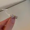 Clip de Oreja de Circonita Flash Sin Agujeros en las Orejas Usable TikTok Explosivo Diseño de Nicho Sentido del Color Circonita Clip de Oreja de Lujo Ligero