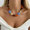 Collar Retro Étnico de Resina con Bloques de Color y Cuentas Bohemio Vacacional Exótico Irregular Cadena de Clavícula de Cuentas Coloridas