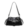 Bolso de Axila de Moda Estilo Motociclista para Mujer 2026 Nuevo Modelo Elegante Gran Capacidad Bolso de Hombro Cruzado para Viajes de Otoño