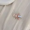 Pasador de Pelo con Lazo de Perlas en Forma de Corazón 2025 Estilo Coreano Clip para Flequillo de Niña Accesorio para el Cabello de Celebridad de Internet Pasador Dulce para Niña Adorno para el Cabello