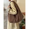 Bolso Tote de Pana Retro Ins Coreano Otoño e Invierno Nuevo de Gran Capacidad para Viajar al Trabajo Bolso de Hombro Bolso de Axila de Nicho