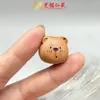 Madera de Durazno Oso Mocoso Oso Aleta de Oso Finamente Tallado Dibujos Animados Accesorios Hecho a Mano Juguete DIY Joyería Colgante de Perla