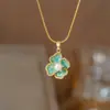 Collar Transfronterizo de Acero de Titanio de Dongguan para Mujer, Lujo Ligero, Nicho, Sensación de Alta Gama, Nuevo Estilo de Verano, Regalo para Mejor Amiga, Exquisita Cadena para Clavícula
